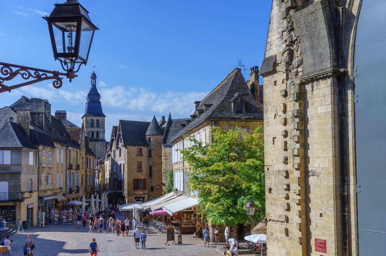 La Vieille Ferme: Superbe Complexe De 3 Gites En Pierre Avec Piscine Au Coeur Du Perigord Noir Saint-Genies Luaran gambar