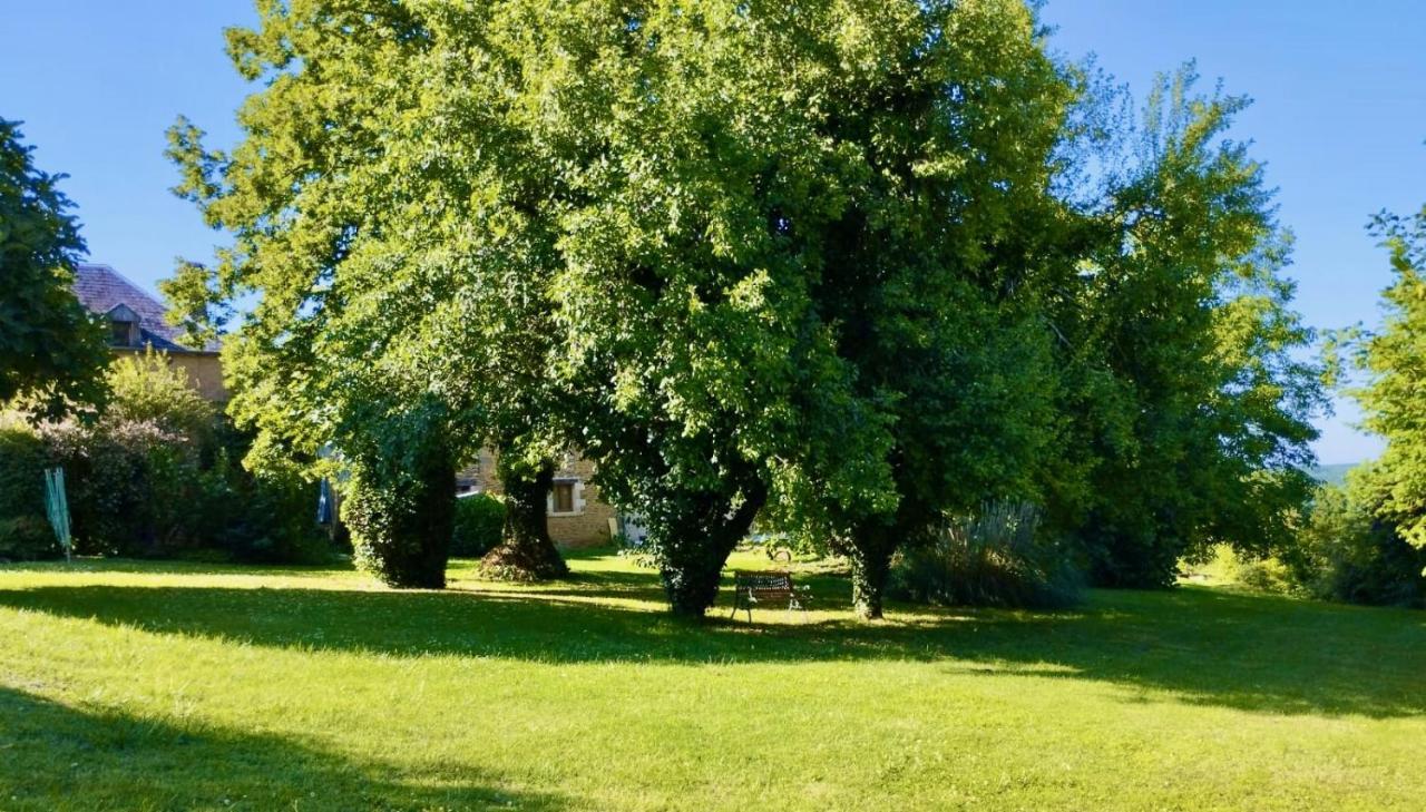 La Vieille Ferme: Superbe Complexe De 3 Gites En Pierre Avec Piscine Au Coeur Du Perigord Noir Saint-Genies Luaran gambar