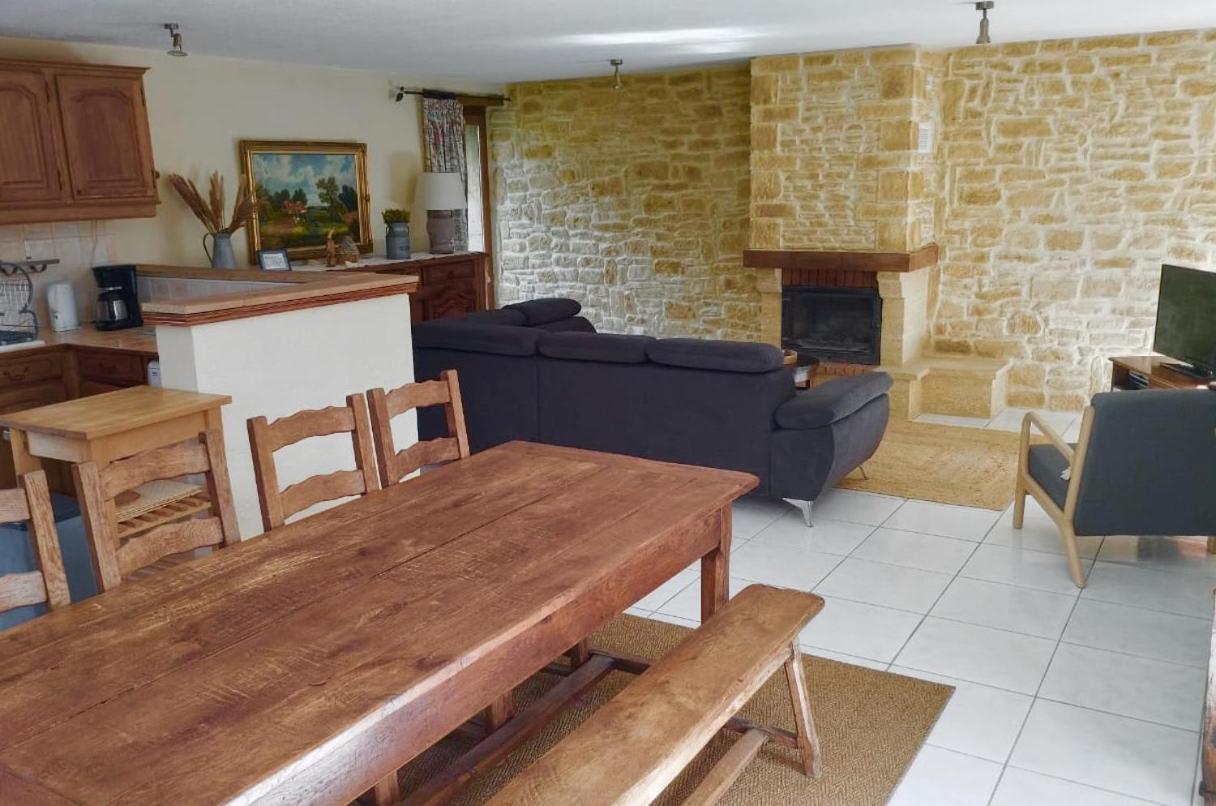 La Vieille Ferme: Superbe Complexe De 3 Gites En Pierre Avec Piscine Au Coeur Du Perigord Noir Saint-Genies Luaran gambar