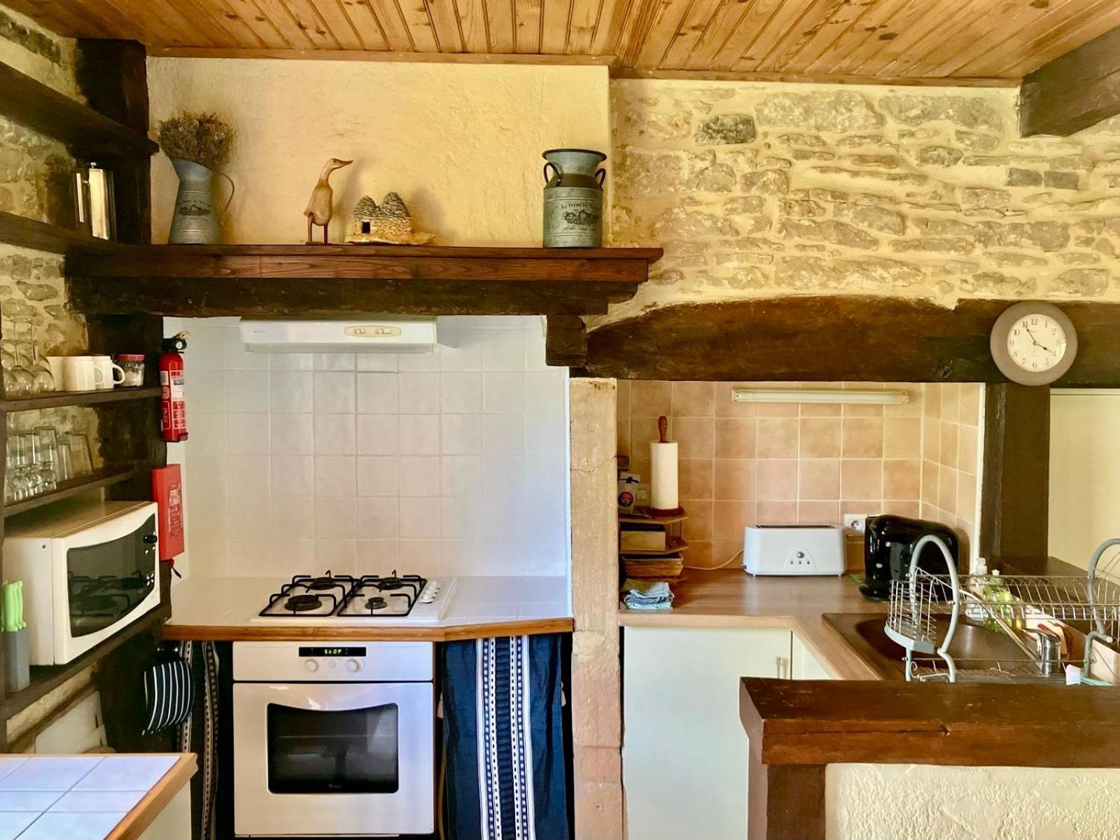 La Vieille Ferme: Superbe Complexe De 3 Gites En Pierre Avec Piscine Au Coeur Du Perigord Noir Saint-Genies Luaran gambar